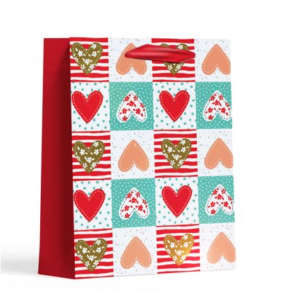 اكياس الهدايا بطابع الحب